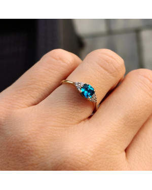 Gold ring 8k turquoise zirconia