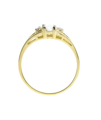 Gold ring with cubic zirconia classic white stones 375