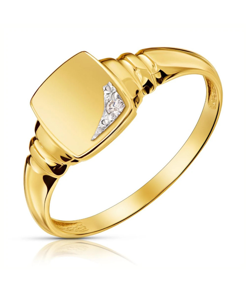 Square 14k ring with stones