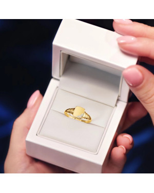 Square 14k ring with stones