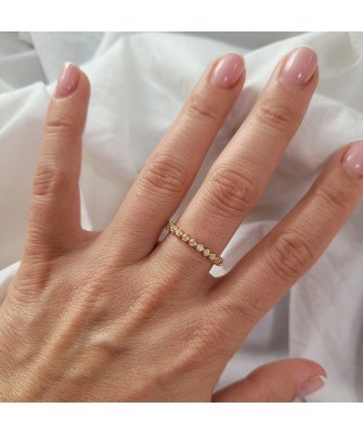 Ring with cubic zirconia all around gold 8k