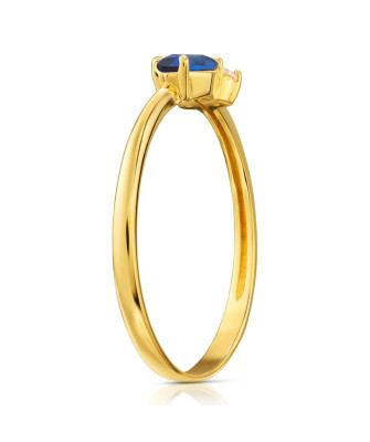 Blue stone in 8k gold ring