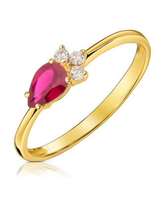 Red stone in 8k gold ring
