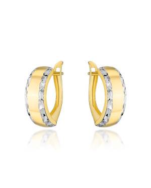 Gold earrings rounded with diamond cutting in two colors of gold