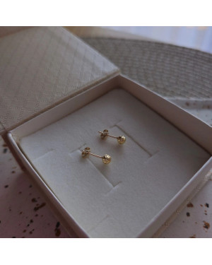 Super lightweight diamond-cut ball earrings 4 mm 8k gold