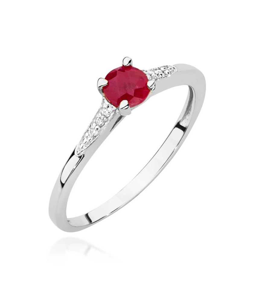 14k White Gold Ring with Ruby Diamonds 0.30ct