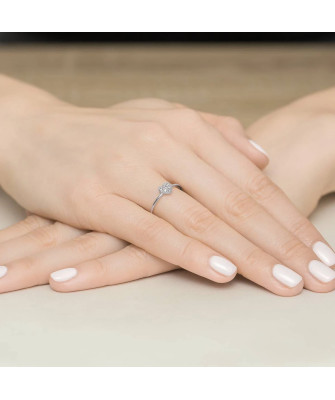 14k White Gold Ring Heart Diamonds 0.10ct Certificate