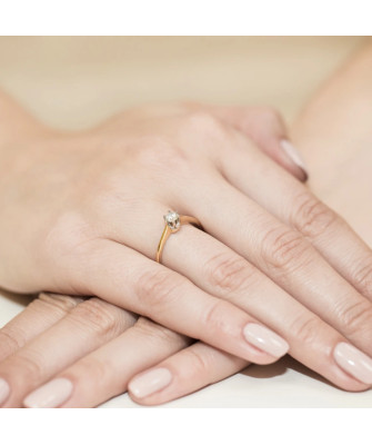 Gold ring with 0.70ct diamond