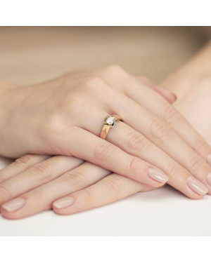 Gold ring with 0.50ct diamond