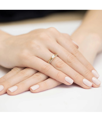 Diamond ring with 0.40ct diamonds