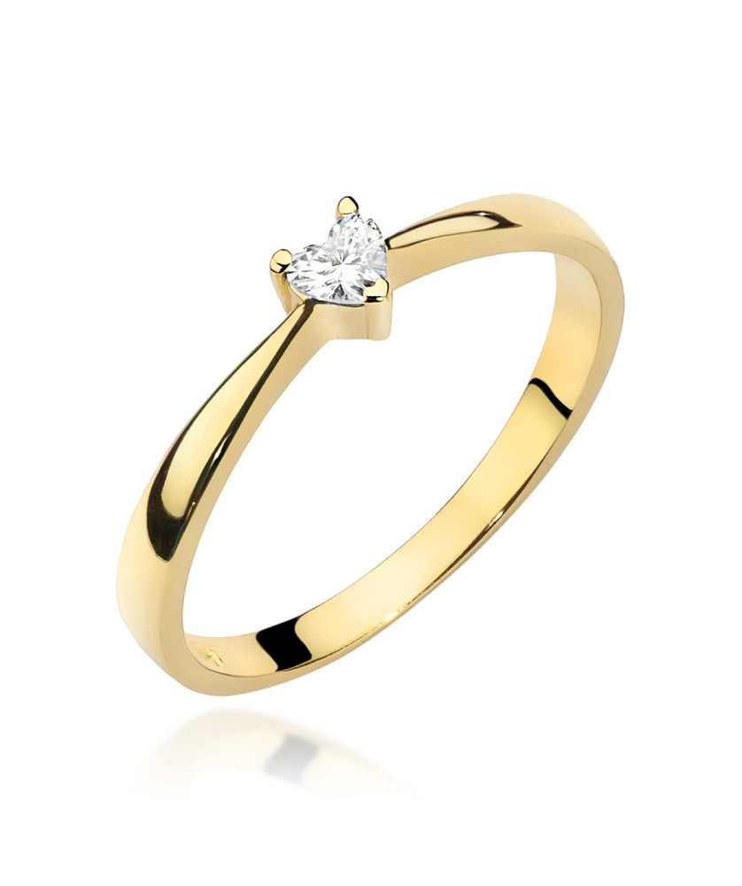 Diamond heart engagement ring 0.10ct