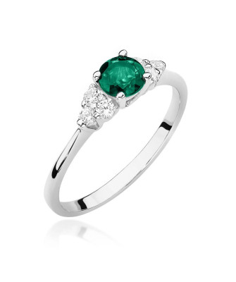 14k white gold emerald engagement ring
