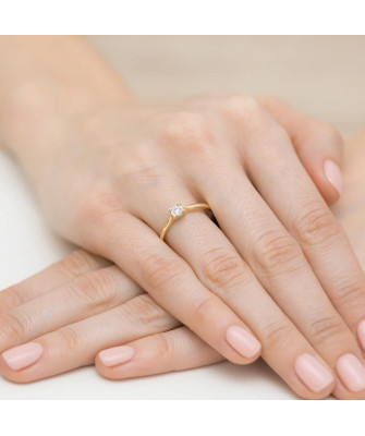 Pierścionek diament złoty 0,08ct