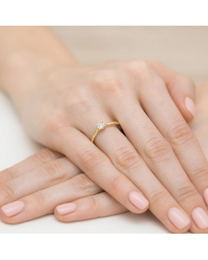 Pierścionek diament złoty 0,08ct