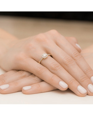 Złoty Pierścionek 14k Brylant Diamenty 0,21ct Certyfikat