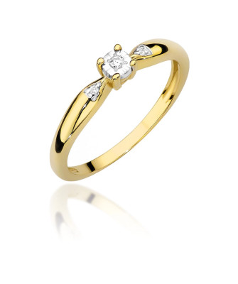 Gold ring with 0.03ct diamond