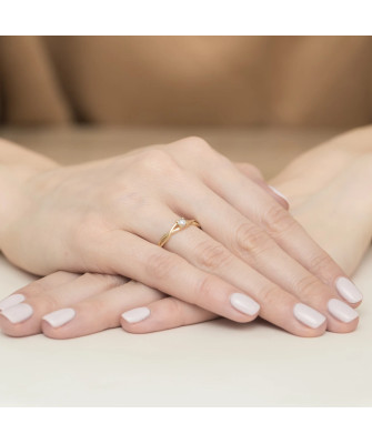 14k Gold Ring Interwoven Diamond 0.03ct