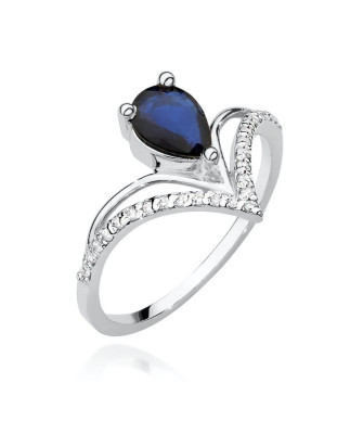 Gold ring with sapphire and diamonds white gold