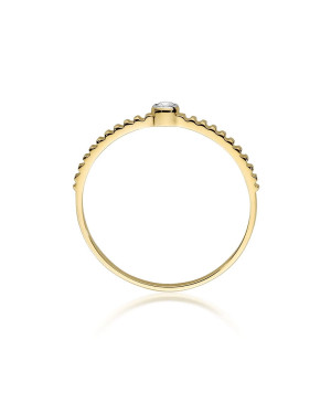Gold ring with 0.04ct diamond