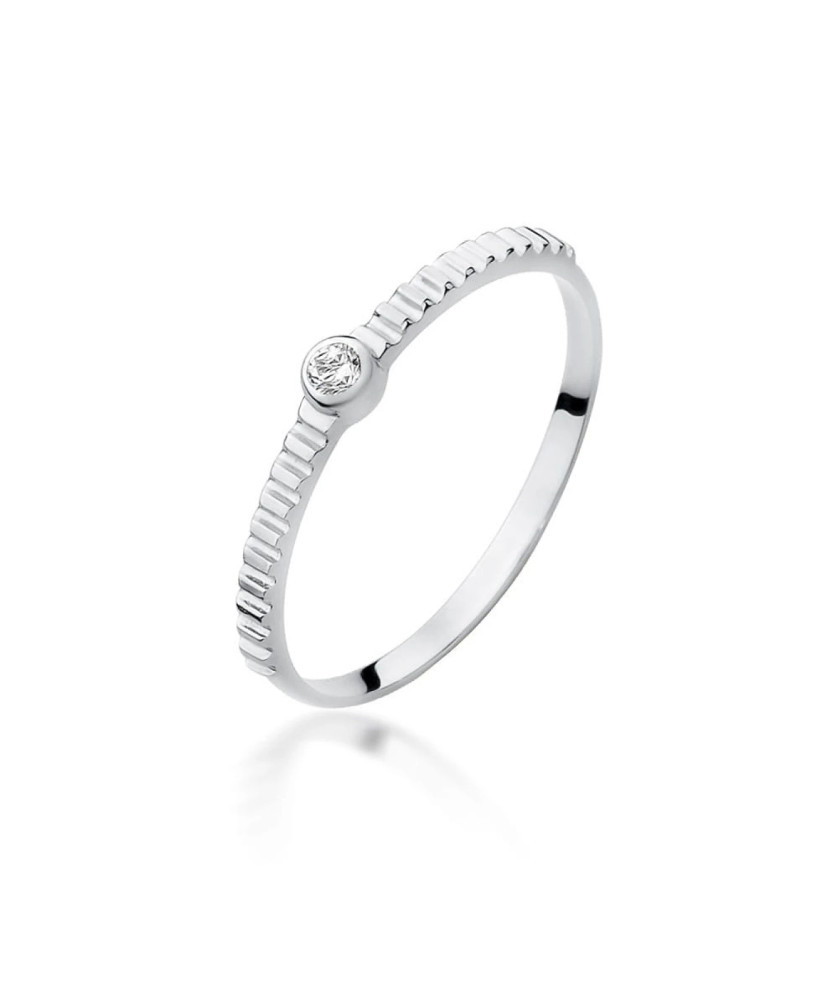 14k White Gold Ring with Diamond 0.04ct