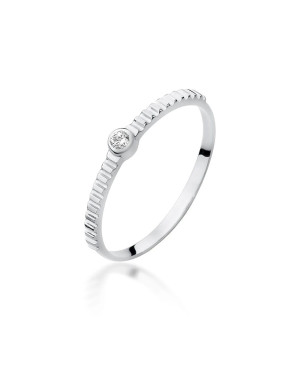 14k White Gold Ring with Diamond 0.04ct