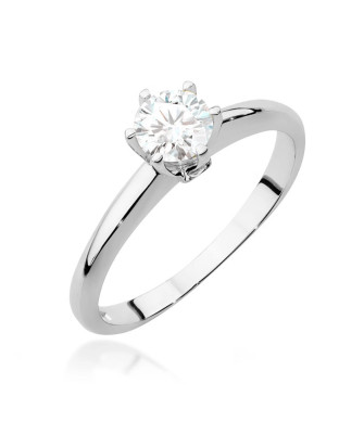 Engagement ring with white sapphire certificate