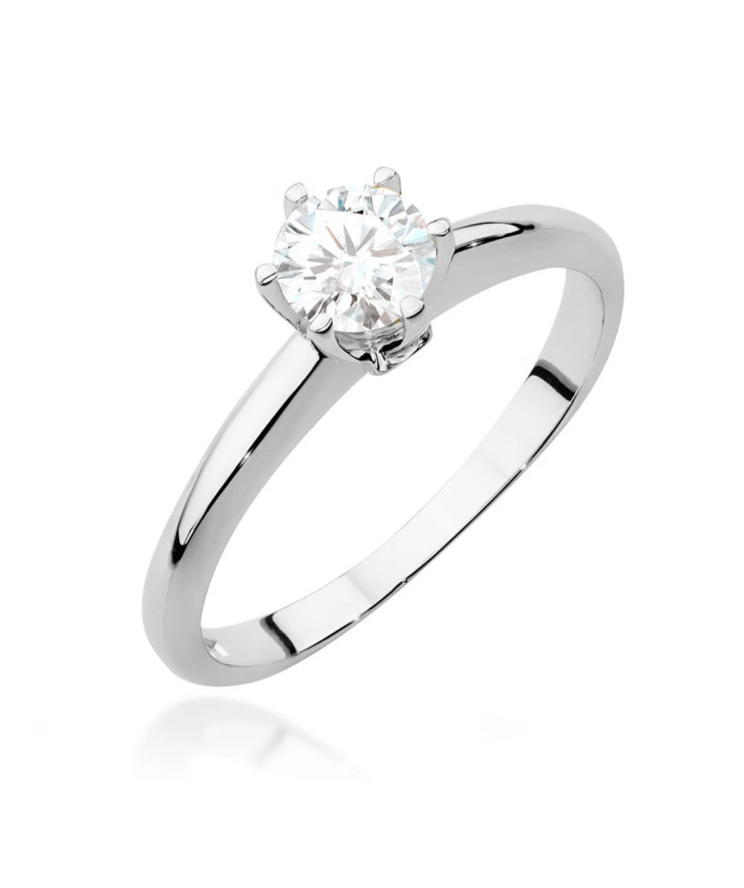 Engagement ring with white sapphire certificate