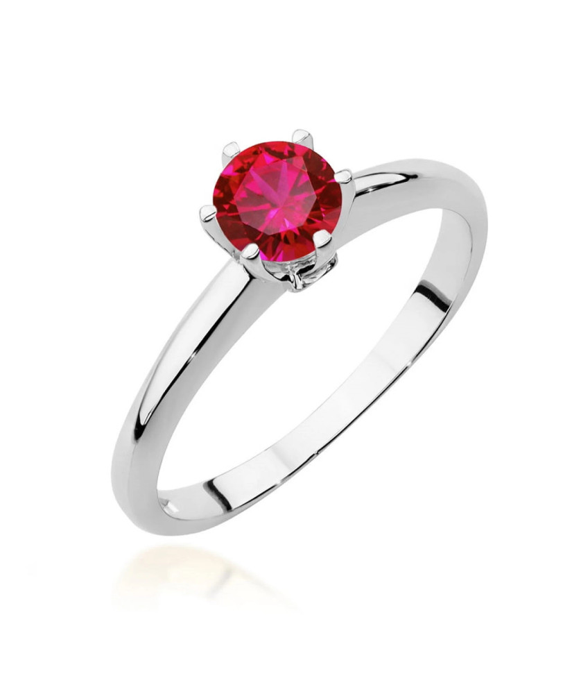 Gold ring with ruby white gold