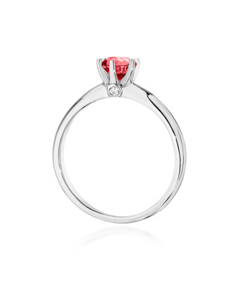 Gold ring with ruby white gold