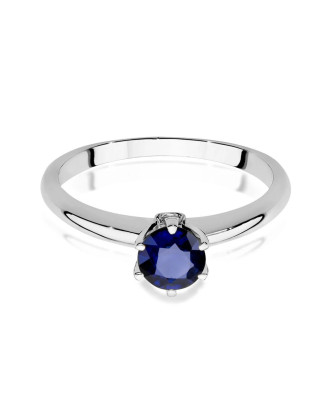 Gold ring with sapphire white gold