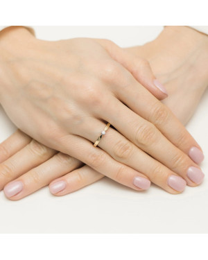 Diamond ring 0.04ct certificate