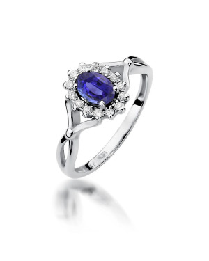 Tanzanite and diamond ring white gold