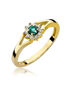 14k gold ring with emerald