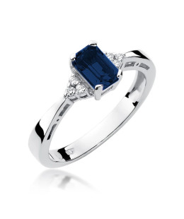 14k gold ring with sapphire white gold diamonds