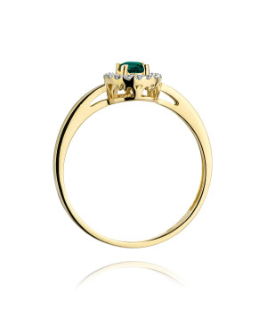 Gold ring with emerald diamonds 14k gold