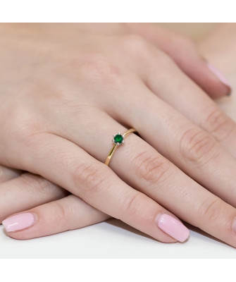 Emerald ring 0.30ct
