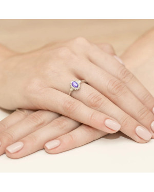 Pierścionek z tanzanitem diamenty złoto 14k
