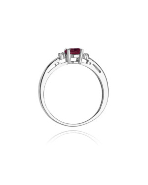 Złoty pierścionek z rubinem 0,60ct białe złoto