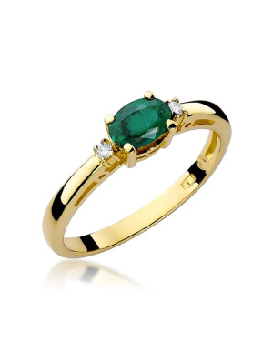 Emerald gold ring diamonds