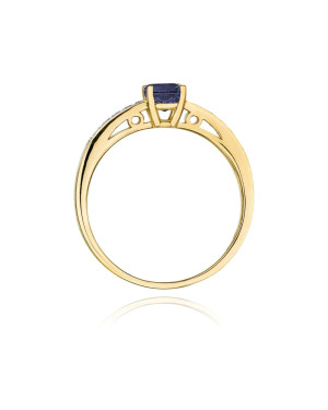 Gold ring with sapphire 14k