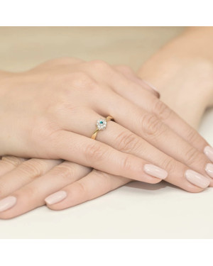 14k Gold Ring Interwoven Diamond Emerald