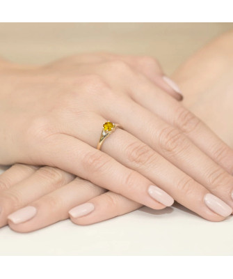 Gold ring with citrine 0.50ct
