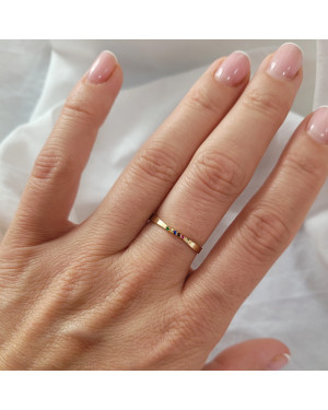 Ring with colorful cubic zirconia 375 proof