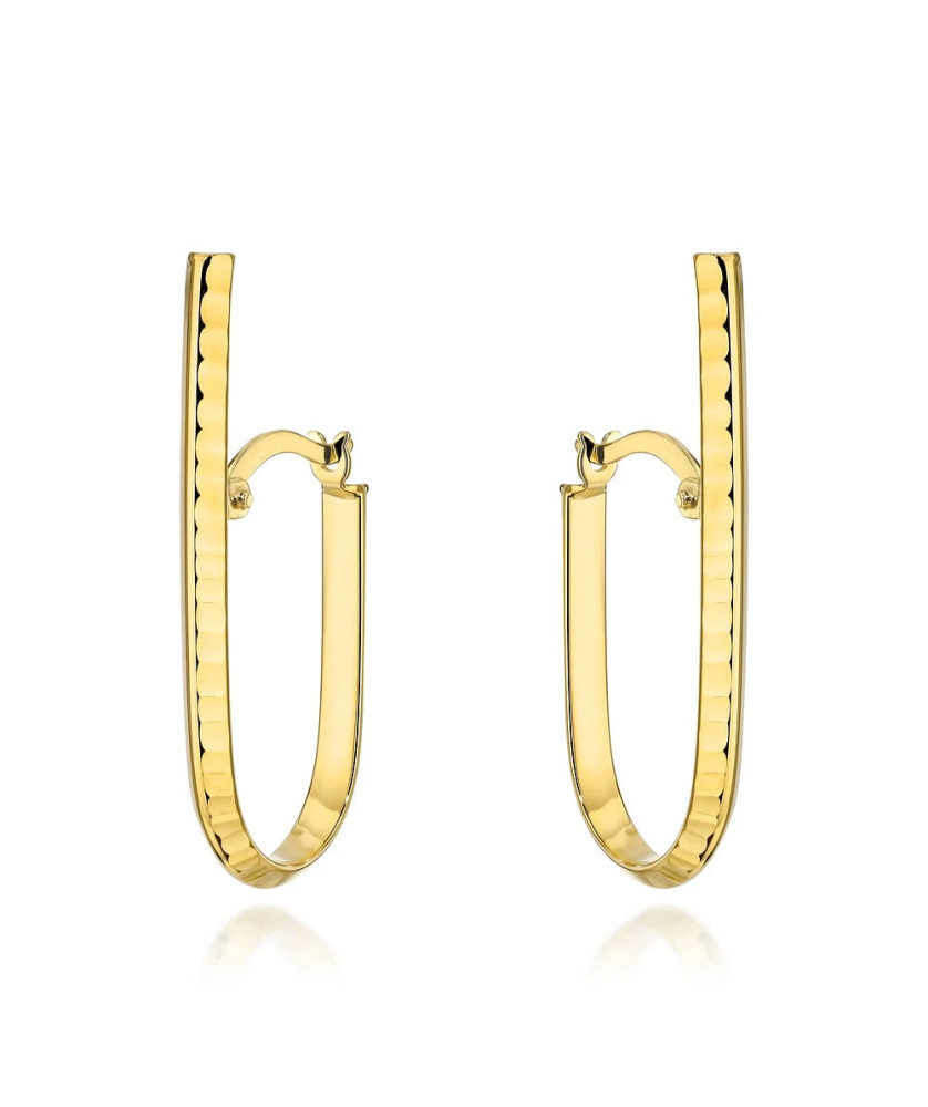 Gold earrings elongated rod decorated with diamond cutting