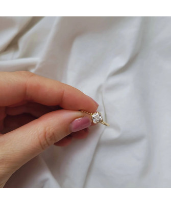 Gold ring white stone