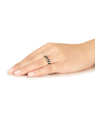 Gold ring checkerboard black and white stones 14k test