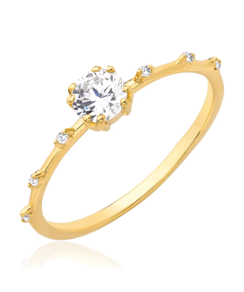 Delicate ring white stones 8k