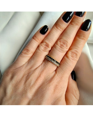 Gold ring 8k black and white zirconia