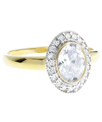 Ring with a large 8k stone