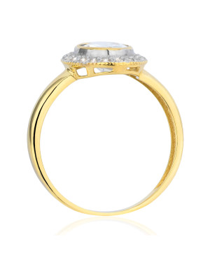 Ring with a large 8k stone